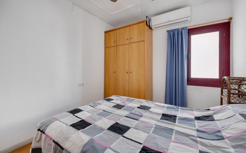 Herverkoop - Bungalow -
Torrevieja - La Mata