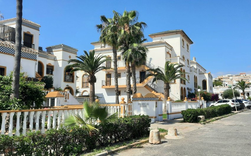 Herverkoop - Bungalow -
Torrevieja - La Mata