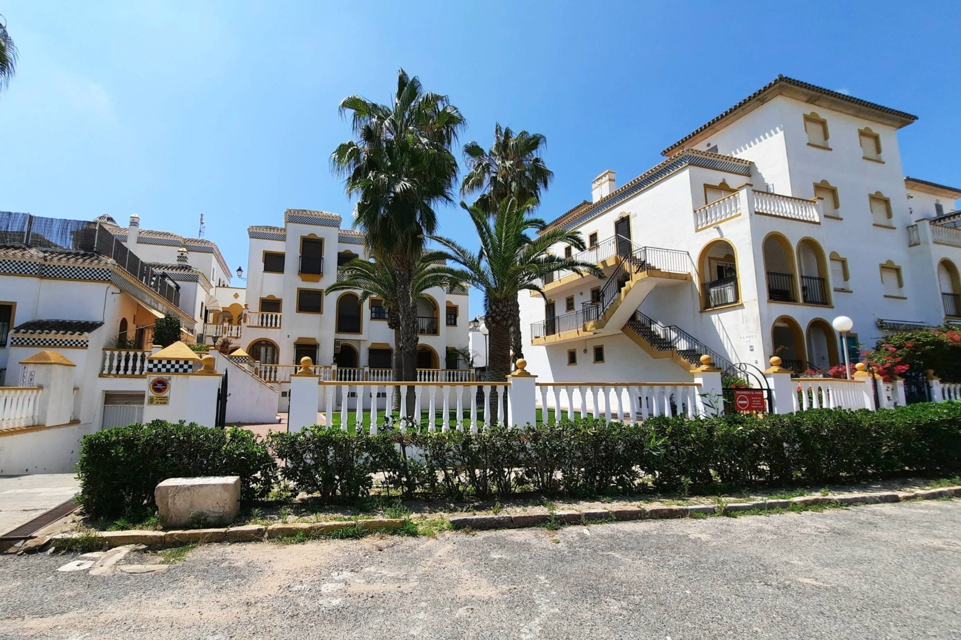 Herverkoop - Bungalow -
Torrevieja - La Mata