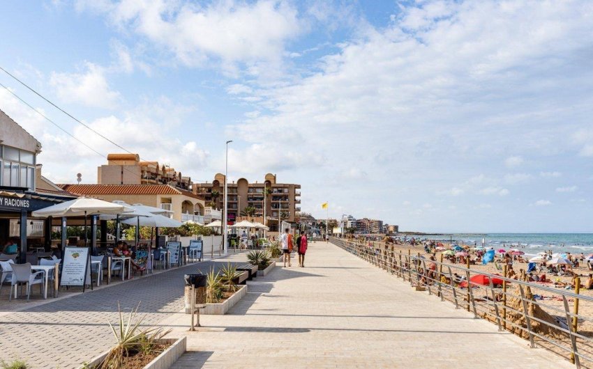 Herverkoop - Bungalow -
Torrevieja - La Mata