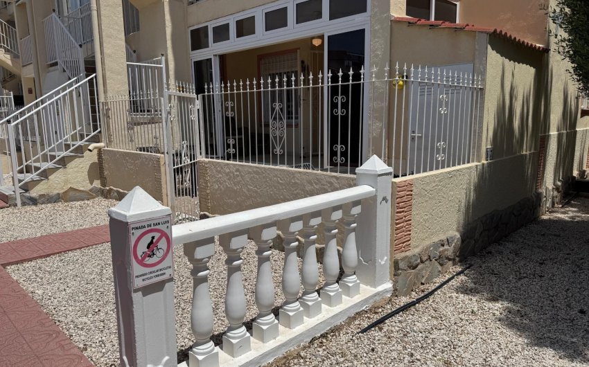 Herverkoop - Bungalow -
Torrevieja - La Siesta - El Salado - Torreta