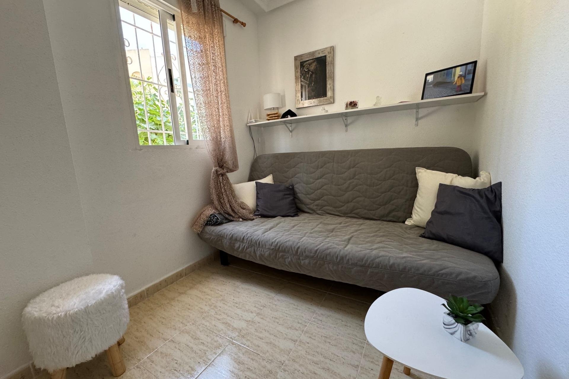 Herverkoop - Bungalow -
Torrevieja - La Siesta - El Salado - Torreta