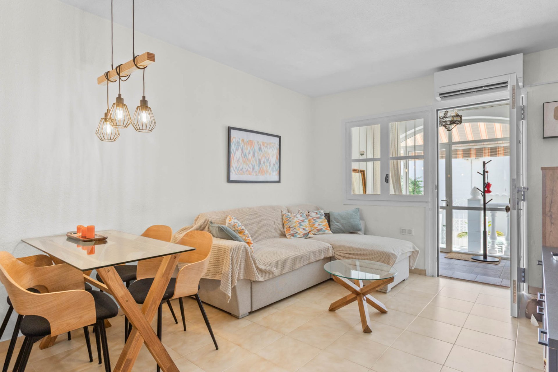 Herverkoop - Bungalow -
Torrevieja - Lago Jardin