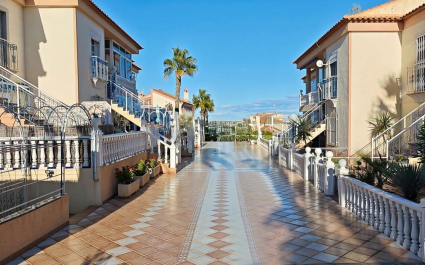 Herverkoop - Bungalow -
Torrevieja - Los Balcones - Los Altos del Edén