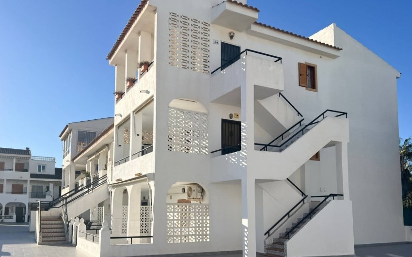 Herverkoop - Bungalow -
Torrevieja - Los Frutales