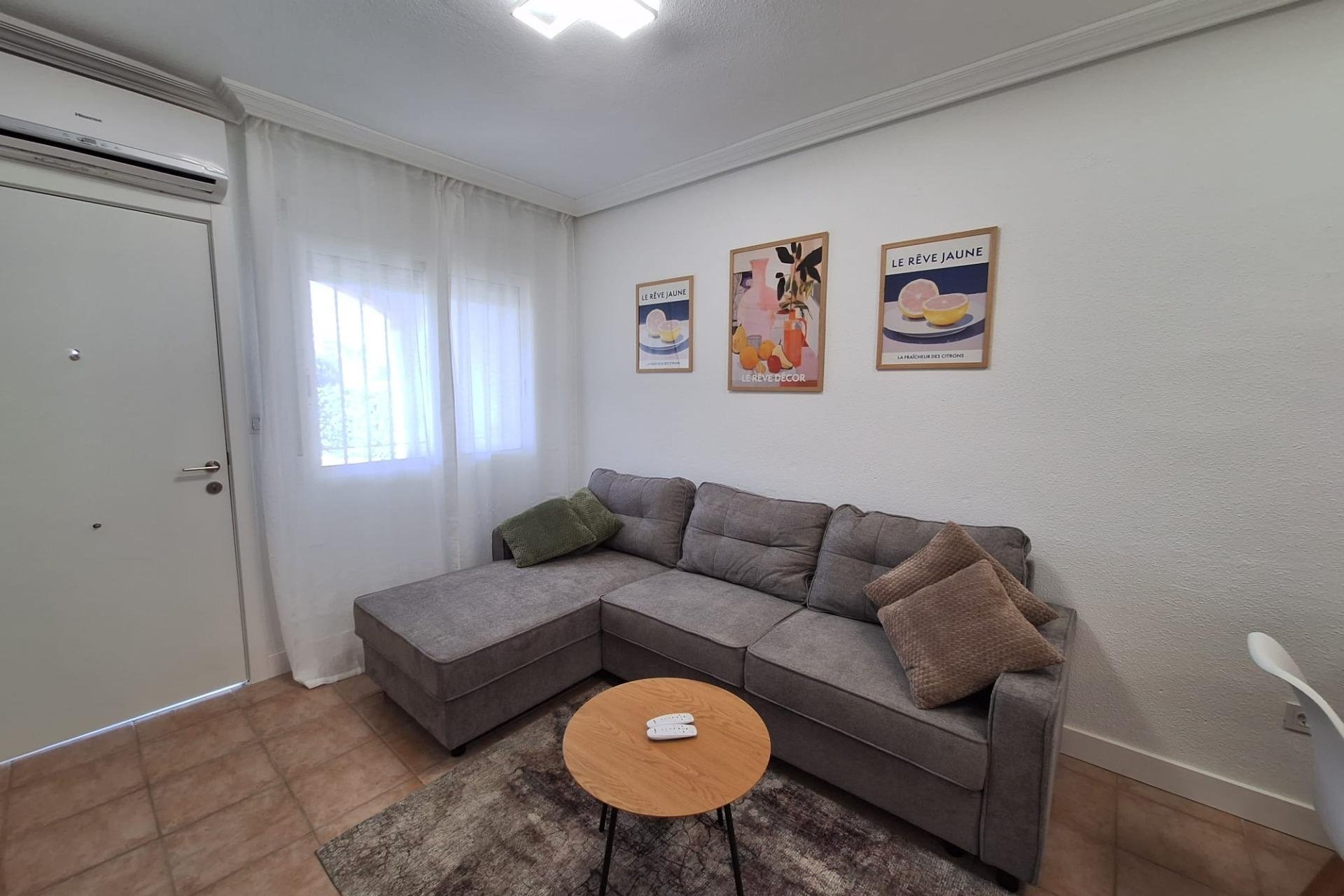 Herverkoop - Bungalow -
Torrevieja - Sector 25