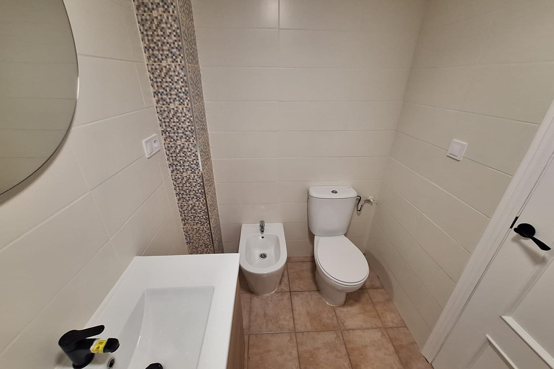 Herverkoop - Bungalow -
Torrevieja - Sector 25
