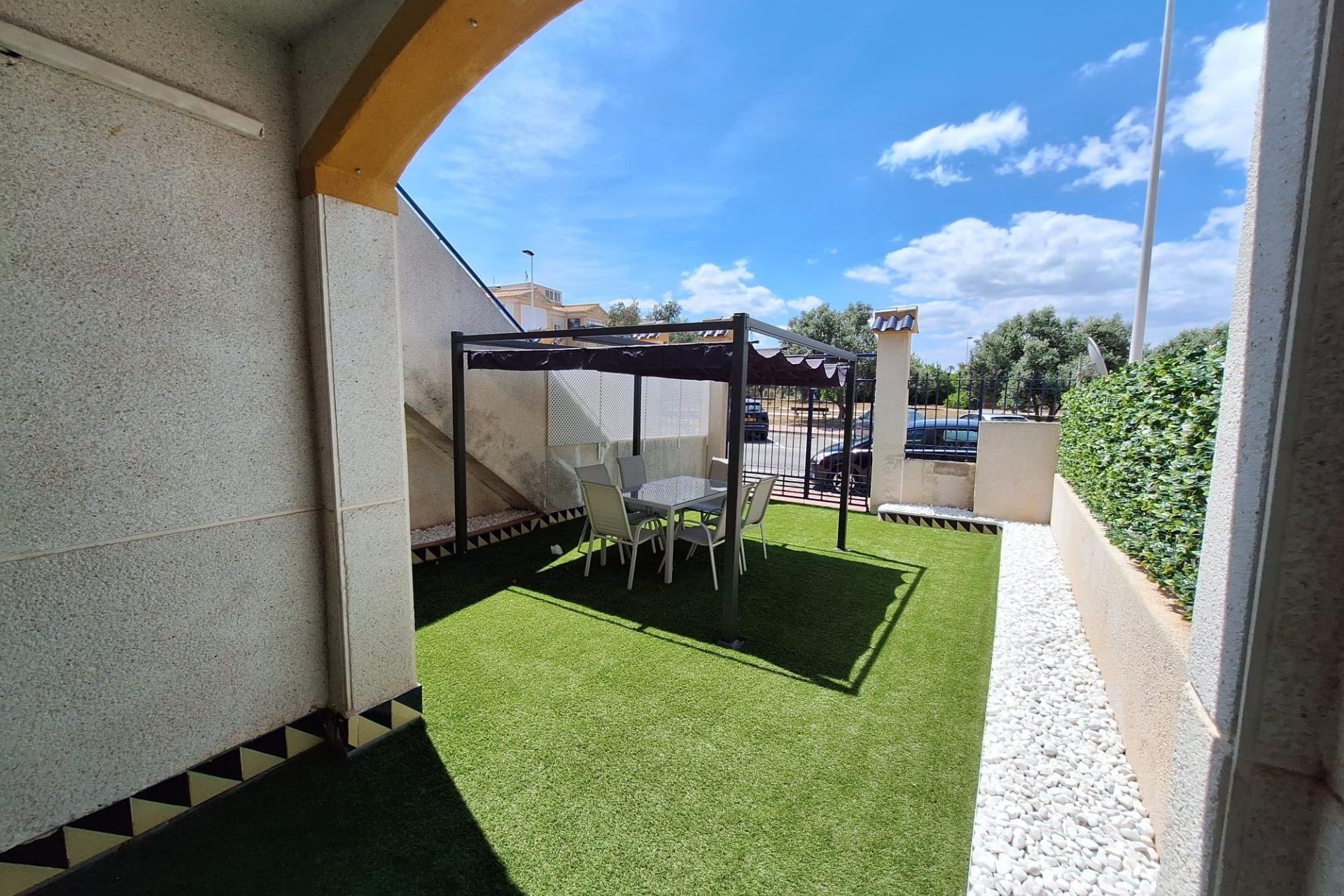 Herverkoop - Bungalow -
Torrevieja - Sector 25
