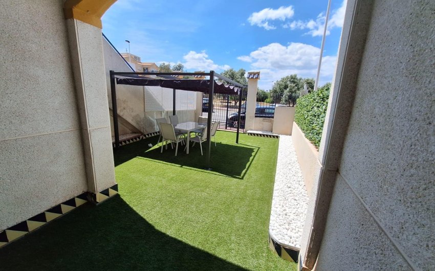 Herverkoop - Bungalow -
Torrevieja - Sector 25