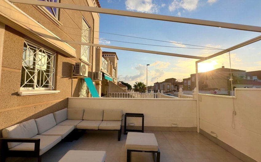 Herverkoop - Bungalow -
Torrevieja - Torreblanca