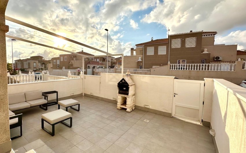 Herverkoop - Bungalow -
Torrevieja - Torreblanca