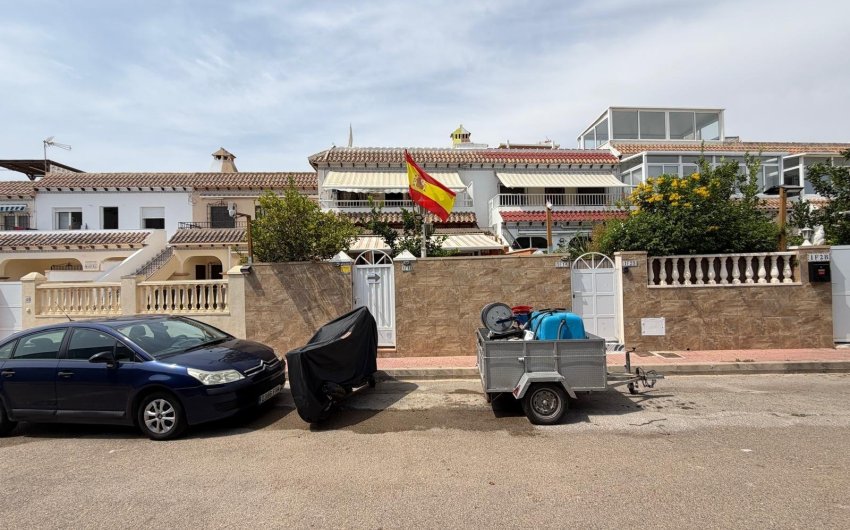 Herverkoop - Bungalow -
Torrevieja - Torreblanca