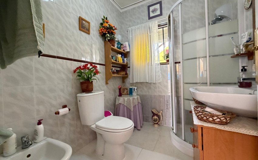 Herverkoop - Bungalow -
Torrevieja - Torreblanca