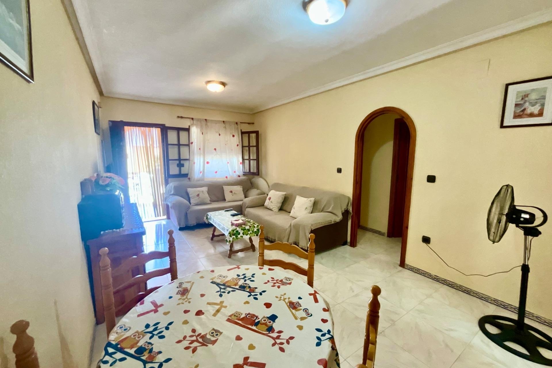 Herverkoop - Bungalow -
Torrevieja - Torreblanca