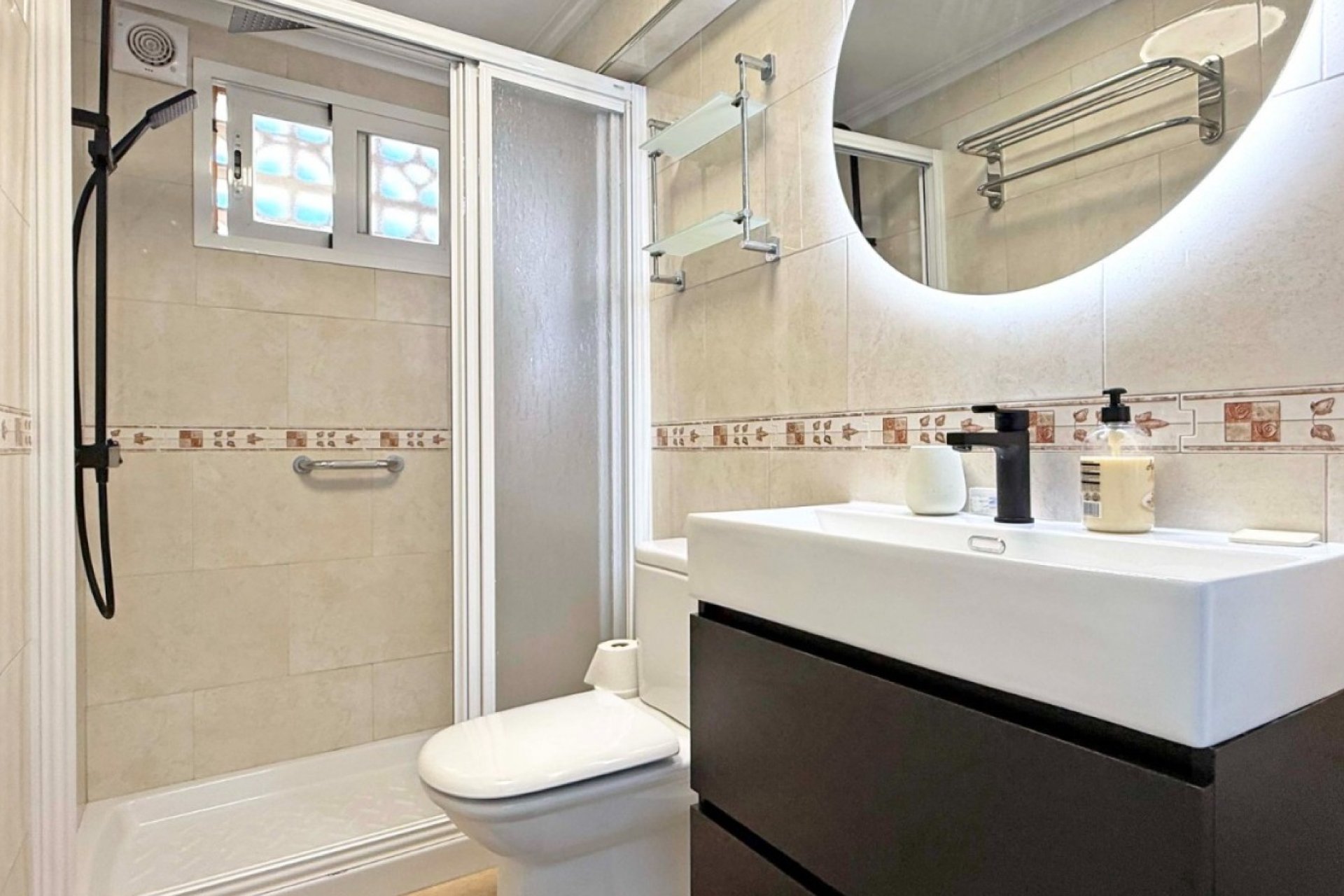 Herverkoop - Bungalow -
Torrevieja - Torrelamata - La Mata