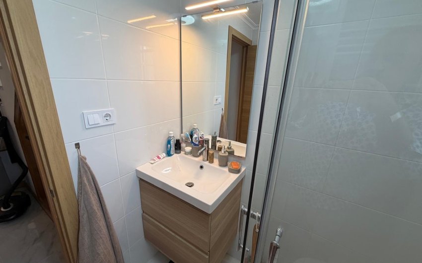 Herverkoop - Bungalow -
Torrevieja - Zona Los Frutales
