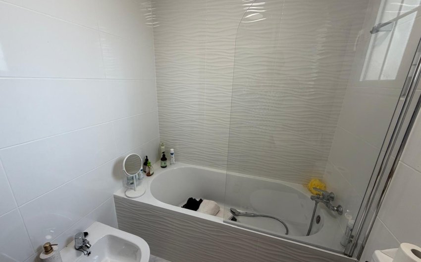 Herverkoop - Bungalow -
Torrevieja - Zona Los Frutales