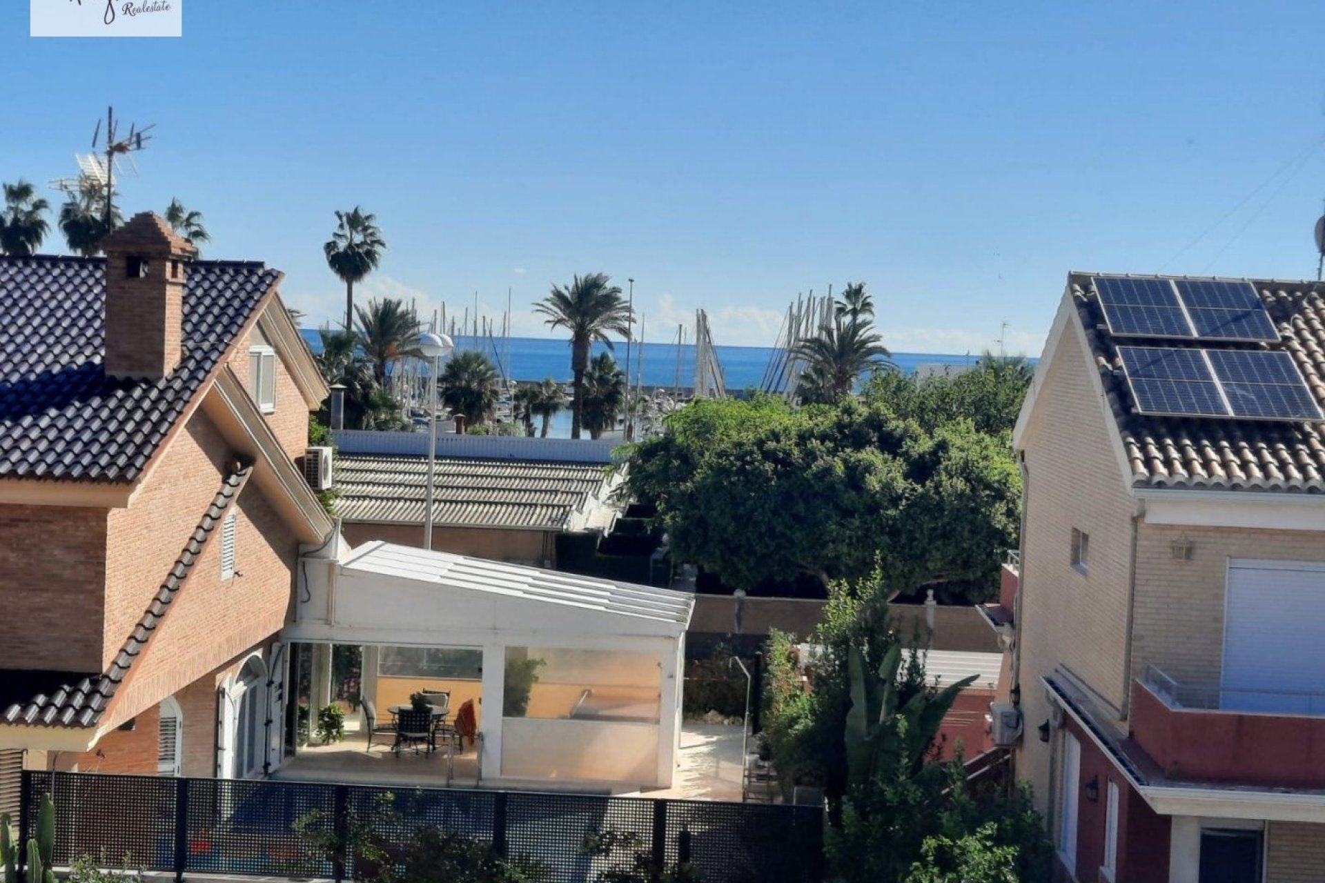 Herverkoop - Chalet -
Canet d'en Berenguer - Canet d En Berenguer  Zona cerca Playa