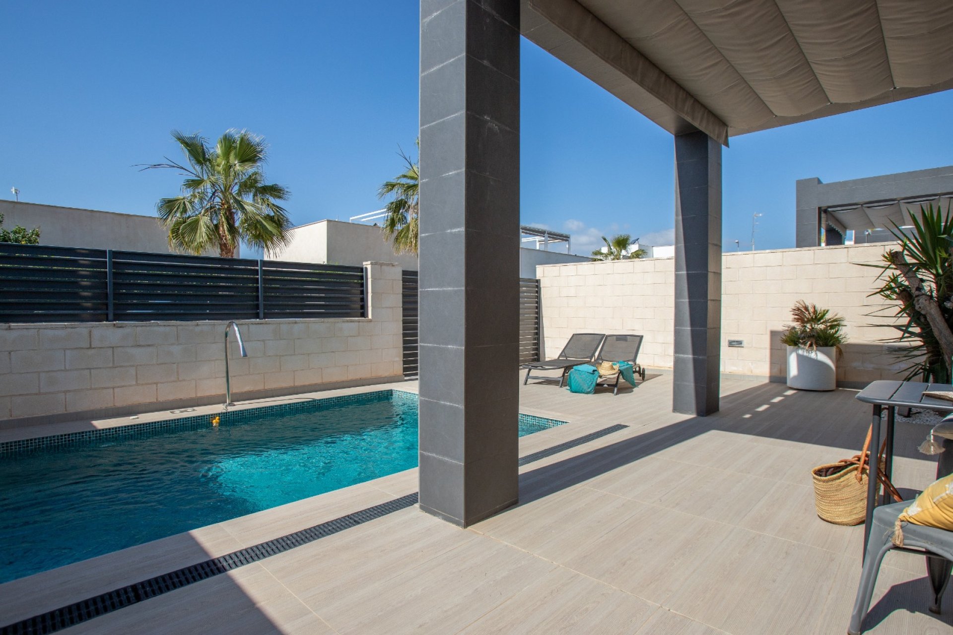 Herverkoop - Chalet -
Ciudad quesada - Rojales