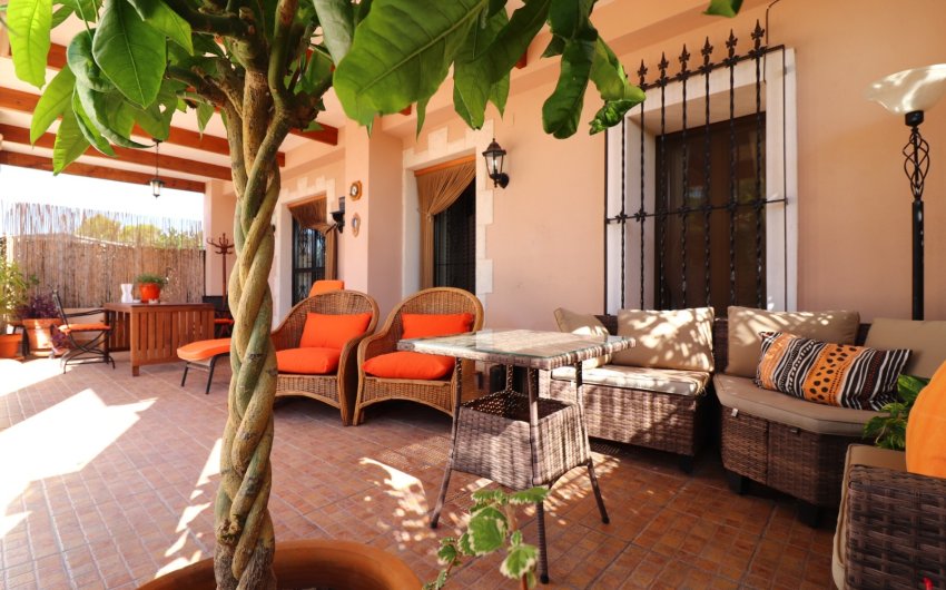 Herverkoop - Country House -
Albatera - Albatera - Country