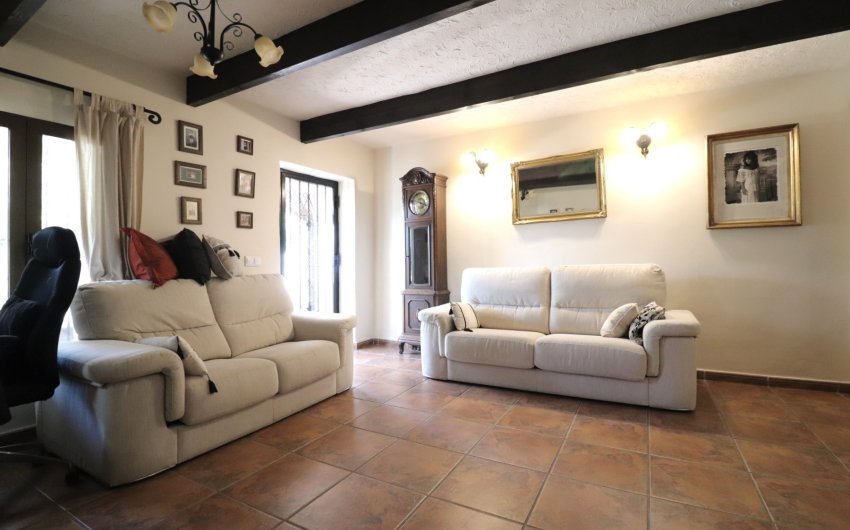 Herverkoop - Country House -
Albatera - Albatera - Country