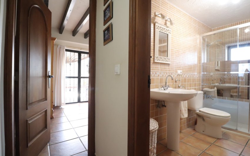 Herverkoop - Country House -
Albatera - Albatera - Country