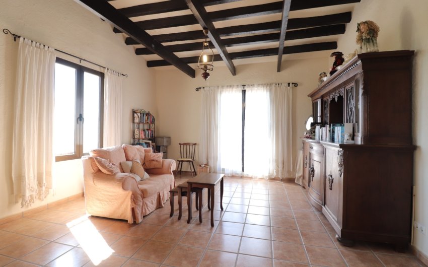 Herverkoop - Country House -
Albatera - Albatera - Country