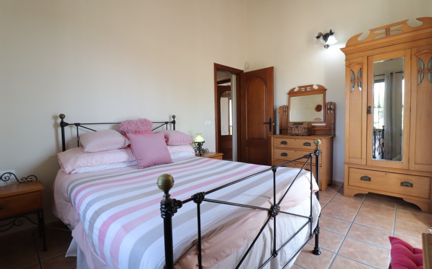 Herverkoop - Country House -
Albatera - Albatera - Country