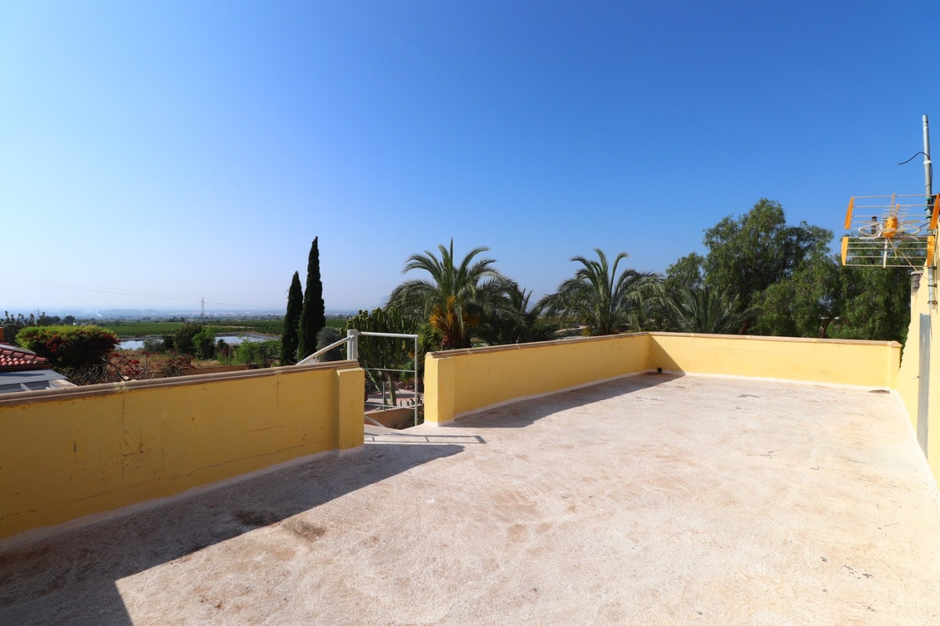 Herverkoop - Country House -
Albatera - Albatera - Country