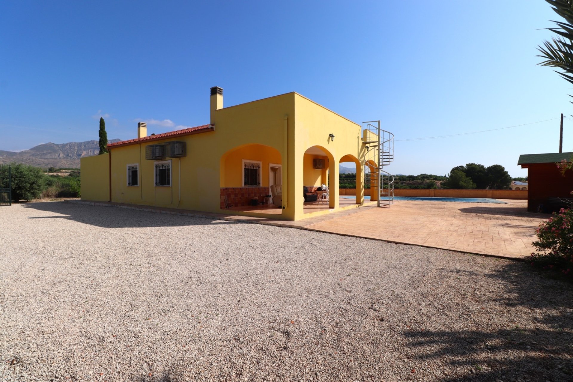 Herverkoop - Country House -
Albatera - Albatera - Country