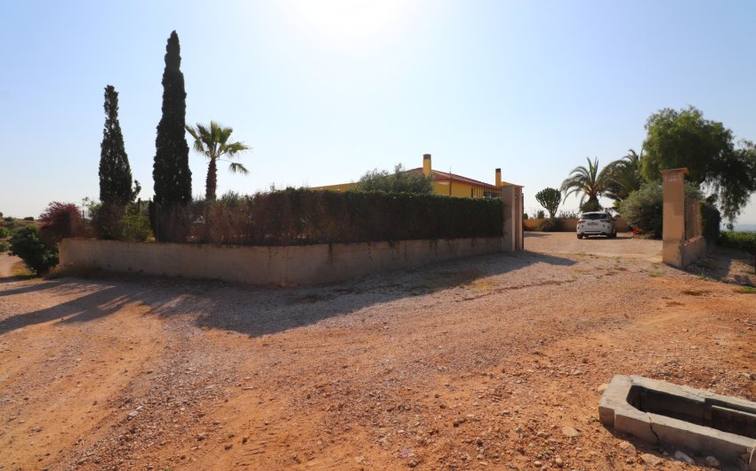 Herverkoop - Country House -
Albatera - Albatera - Country