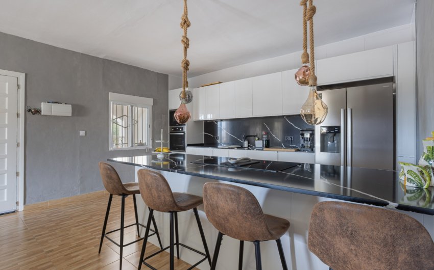 Herverkoop - Country House -
Albatera