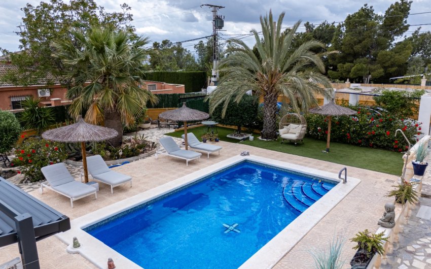 Herverkoop - Country House -
Albatera