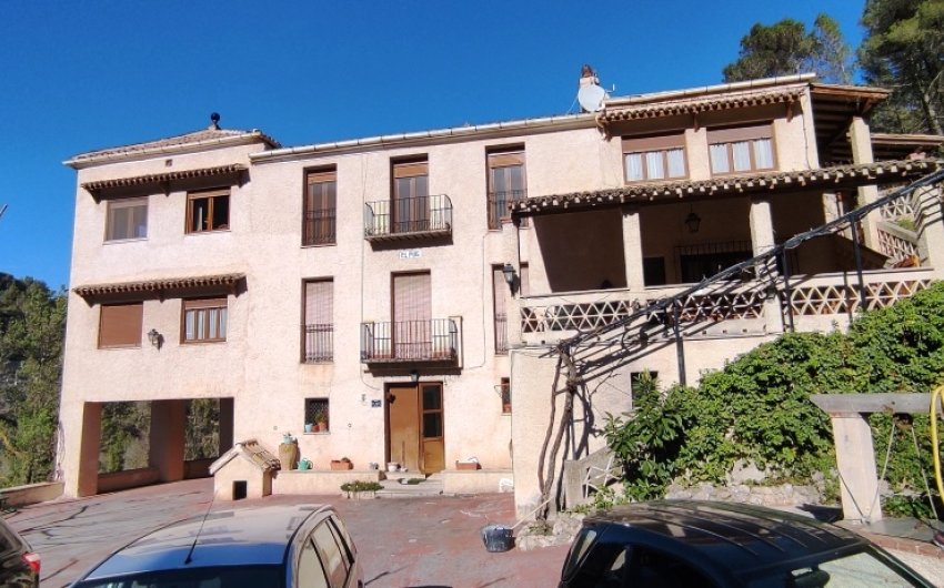 Herverkoop - Country House -
Alcoy