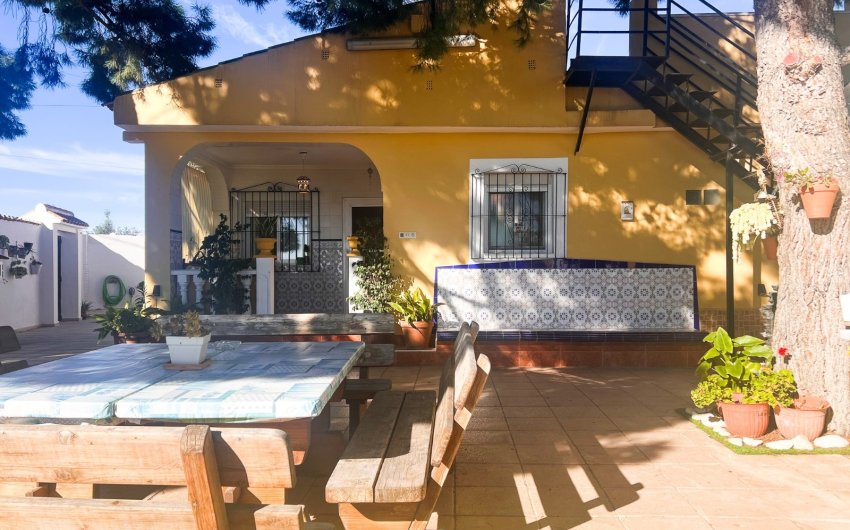 Herverkoop - Country House -
Alicante - Moralet - Cañada del Fenollar