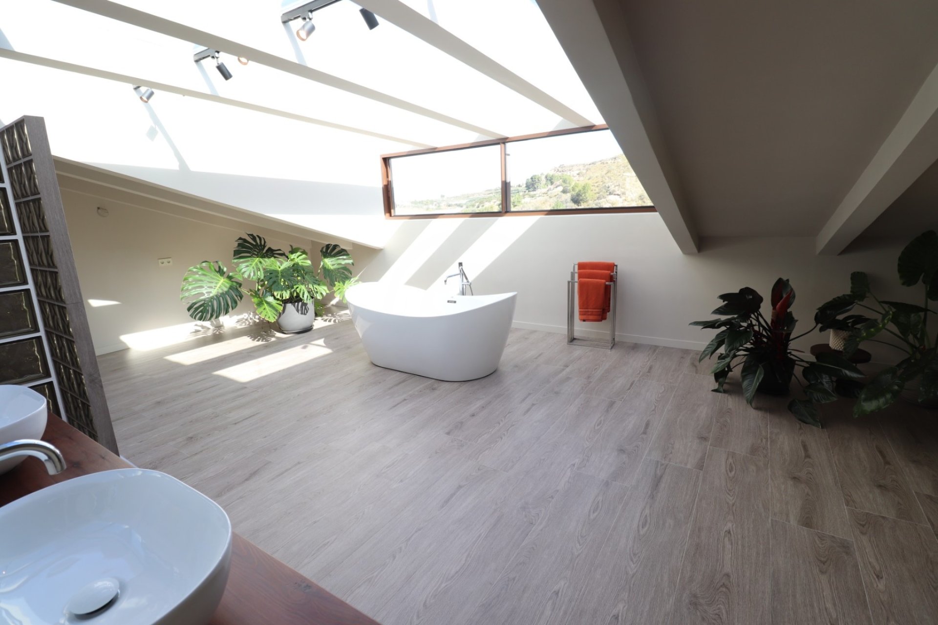 Herverkoop - Country House -
Aspe