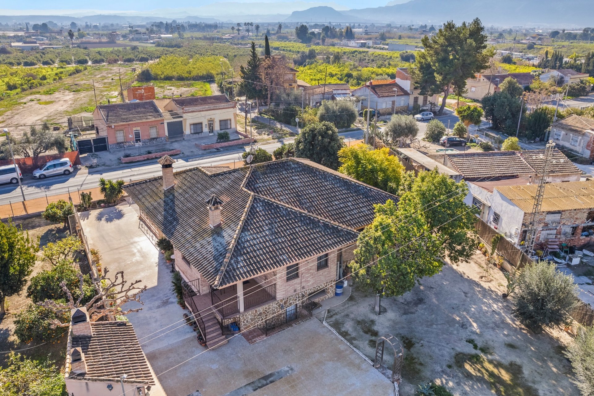 Herverkoop - Country House -
Beniel - Carretera de Beniel