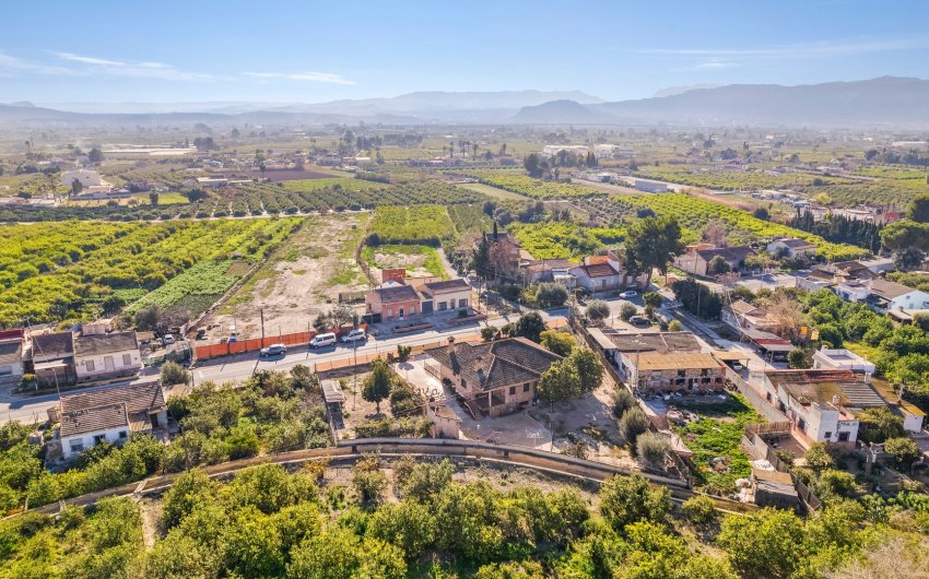 Herverkoop - Country House -
Beniel - Carretera de Beniel