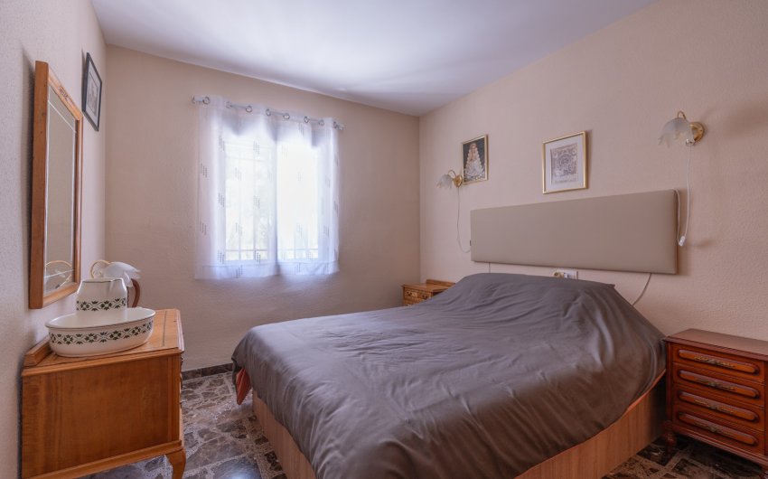 Herverkoop - Country House -
Bocairent - Inland