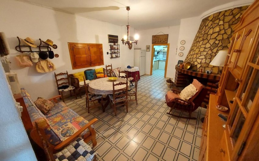 Herverkoop - Country House -
Calasparra - Inland