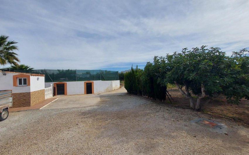 Herverkoop - Country House -
Calasparra - Inland