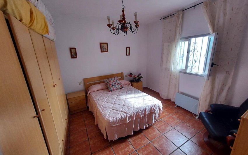 Herverkoop - Country House -
Calasparra - Inland