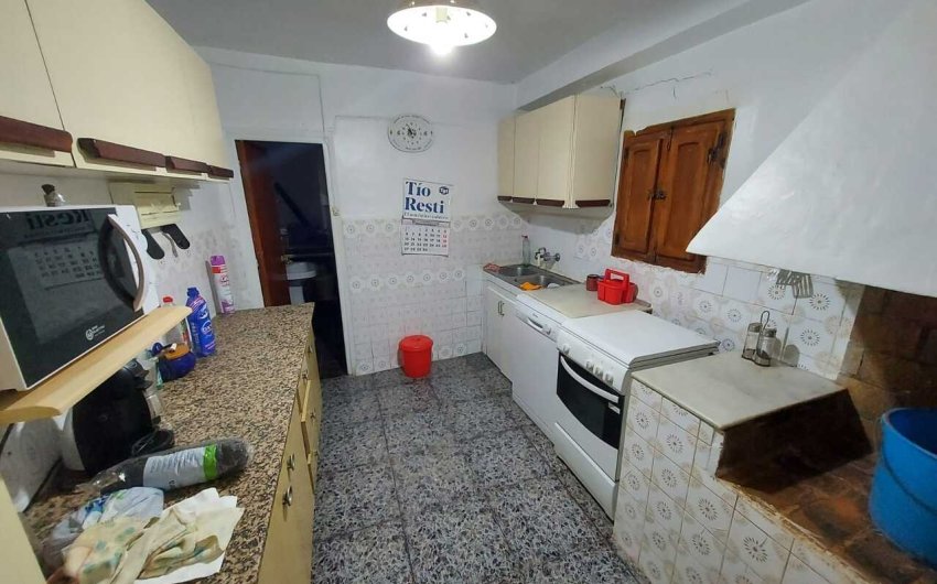 Herverkoop - Country House -
Calasparra - Inland