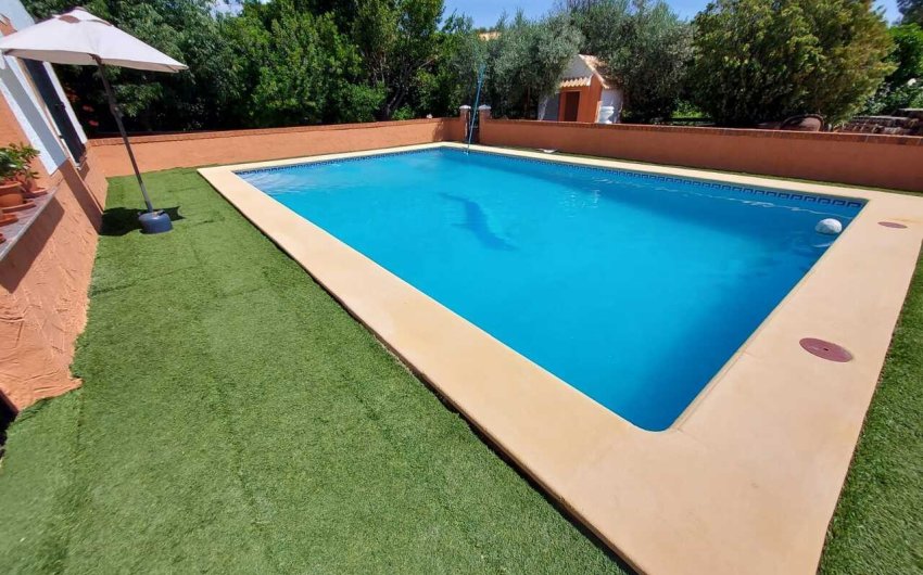 Herverkoop - Country House -
Calasparra - Inland