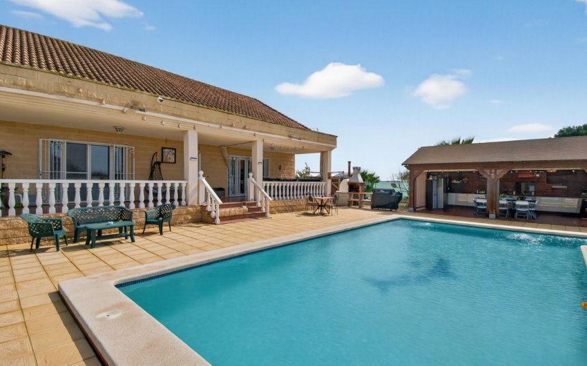 Herverkoop - Country House -
Cartagena