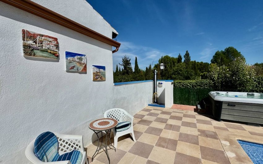 Herverkoop - Country House -
Castalla