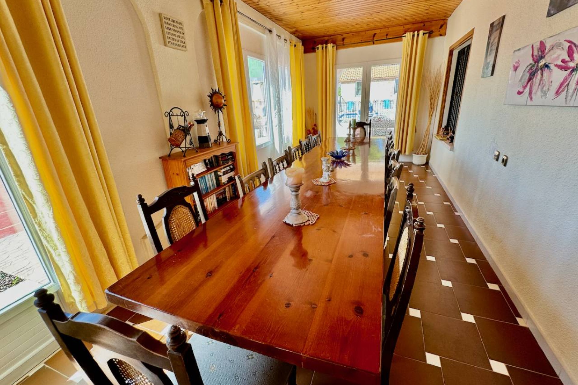 Herverkoop - Country House -
Castalla