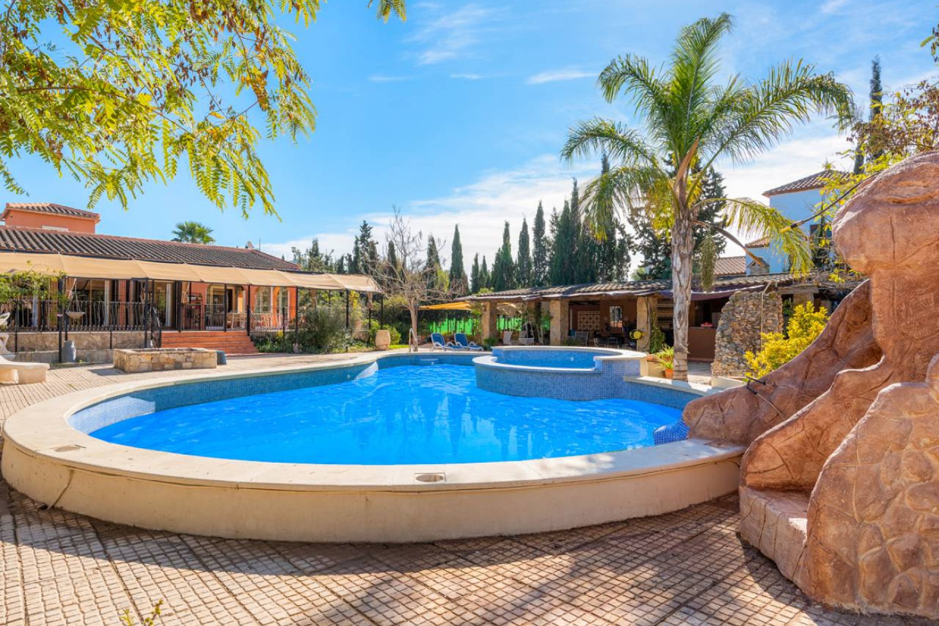 Herverkoop - Country House -
Catral