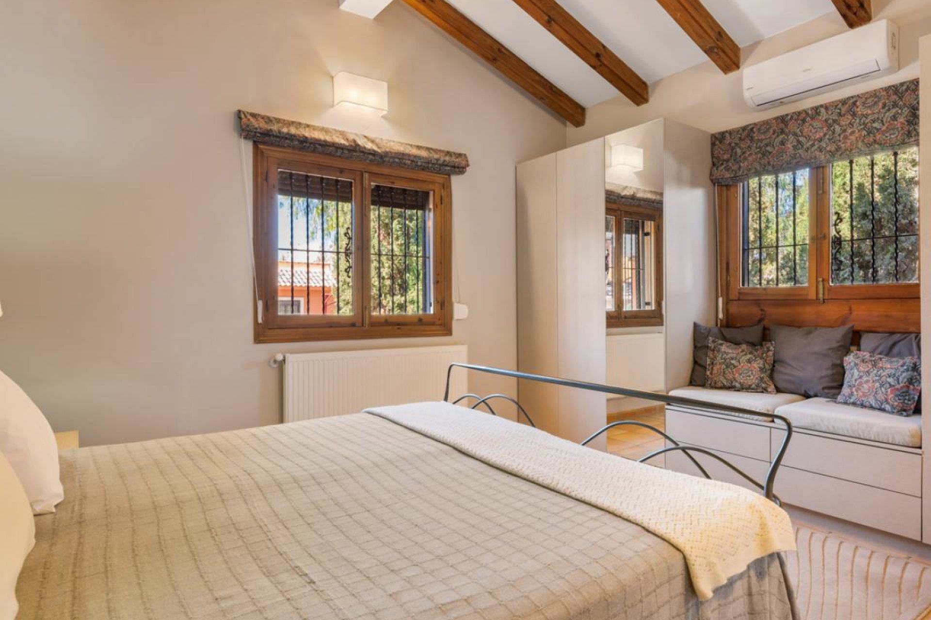 Herverkoop - Country House -
Catral