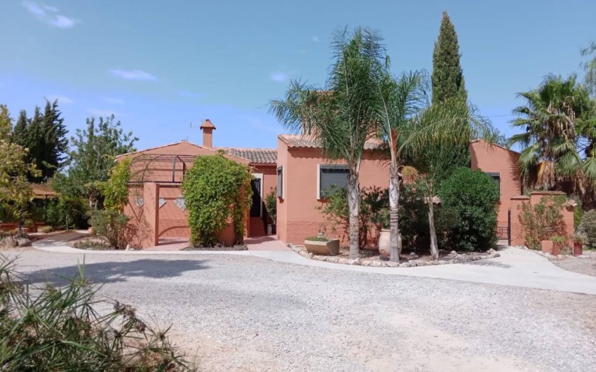 Herverkoop - Country House -
Catral